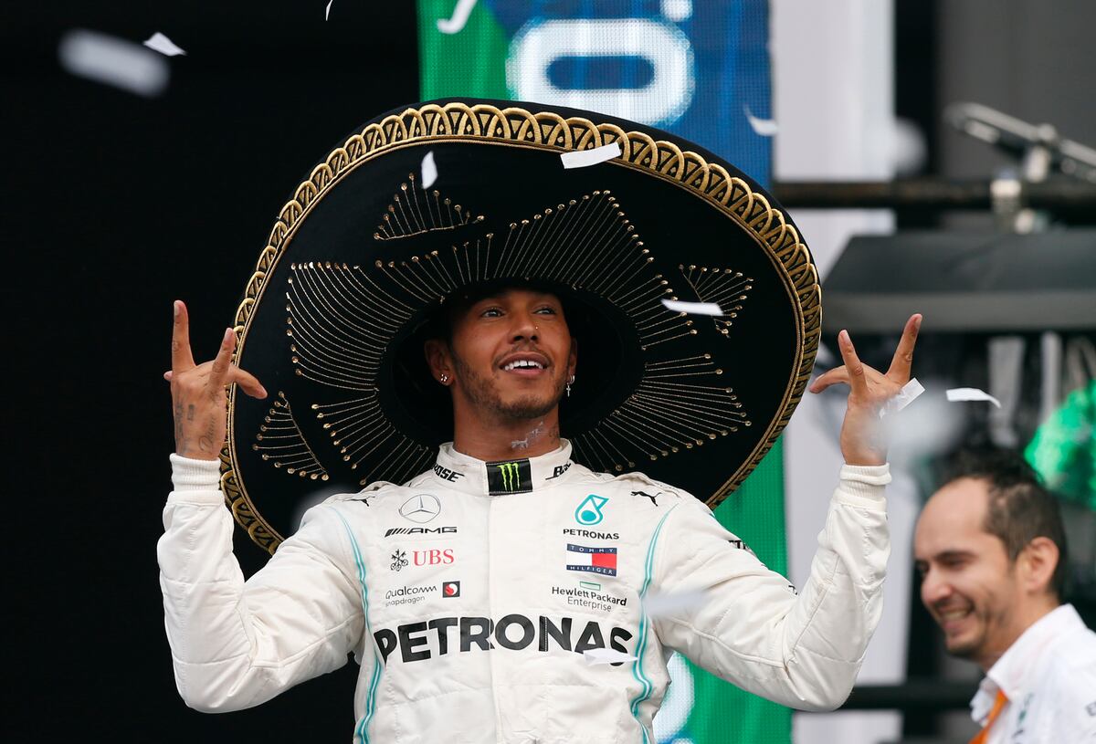 Hamilton triunfa en México, pero aún no es campeón del mundo