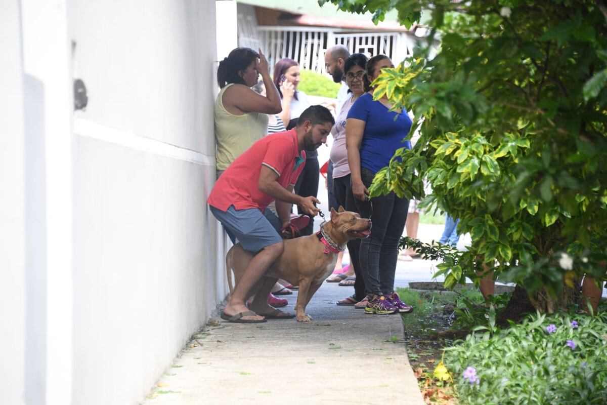 Bomberos atienden emergencia por otra fuga de gas en edificio en El Cangrejo. Video