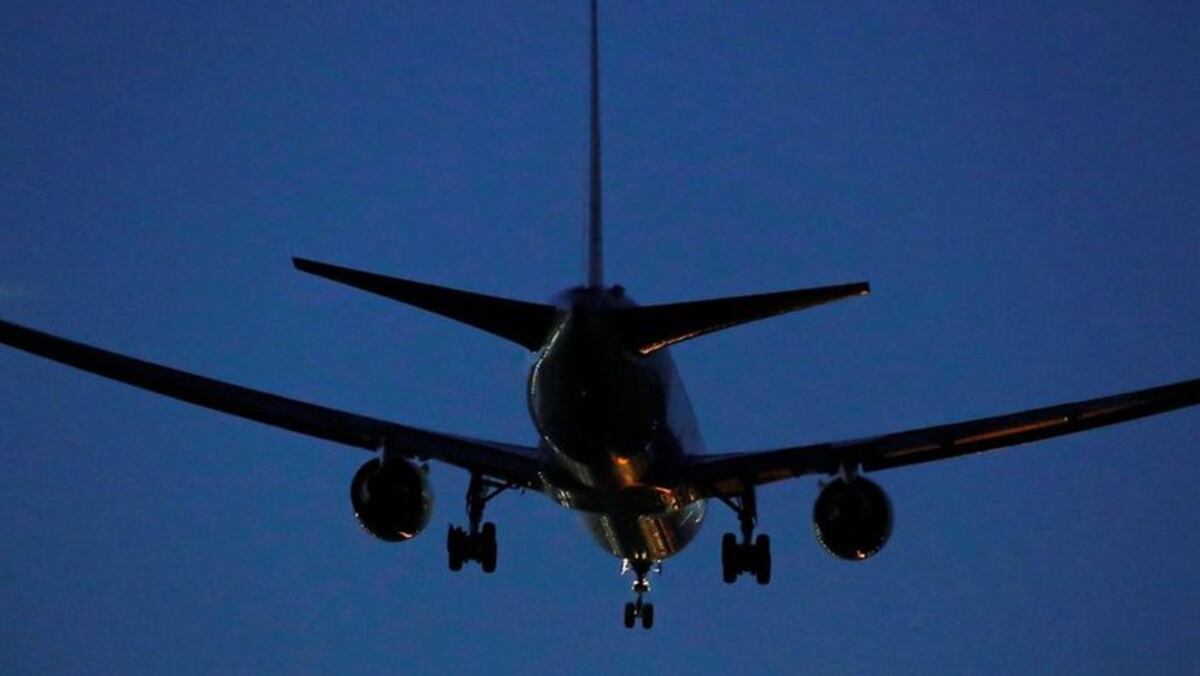 España inicia investigación sobre el incidente del avión de Air Canada