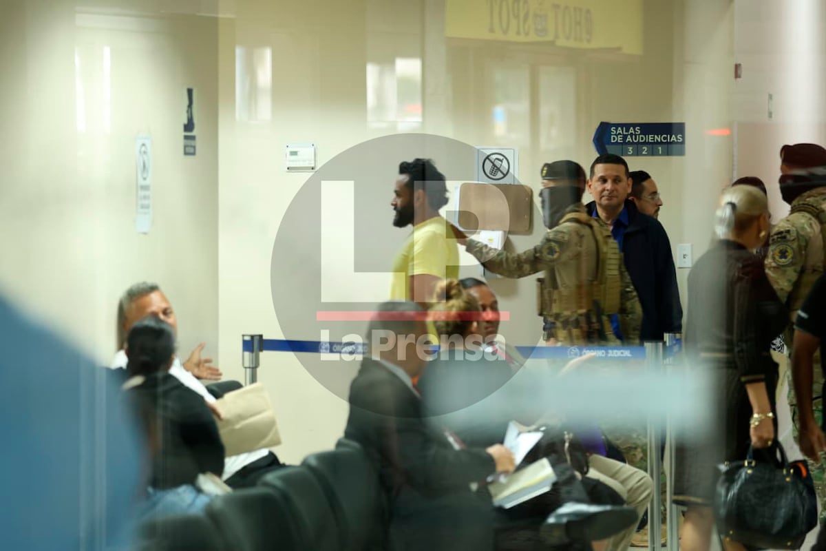 Maratónica audiencia de Poseidón deja 11 detenidos, entre ellos Carlos Pitano y otra presunta cabecilla, y a dos mujeres con depósito domiciliario