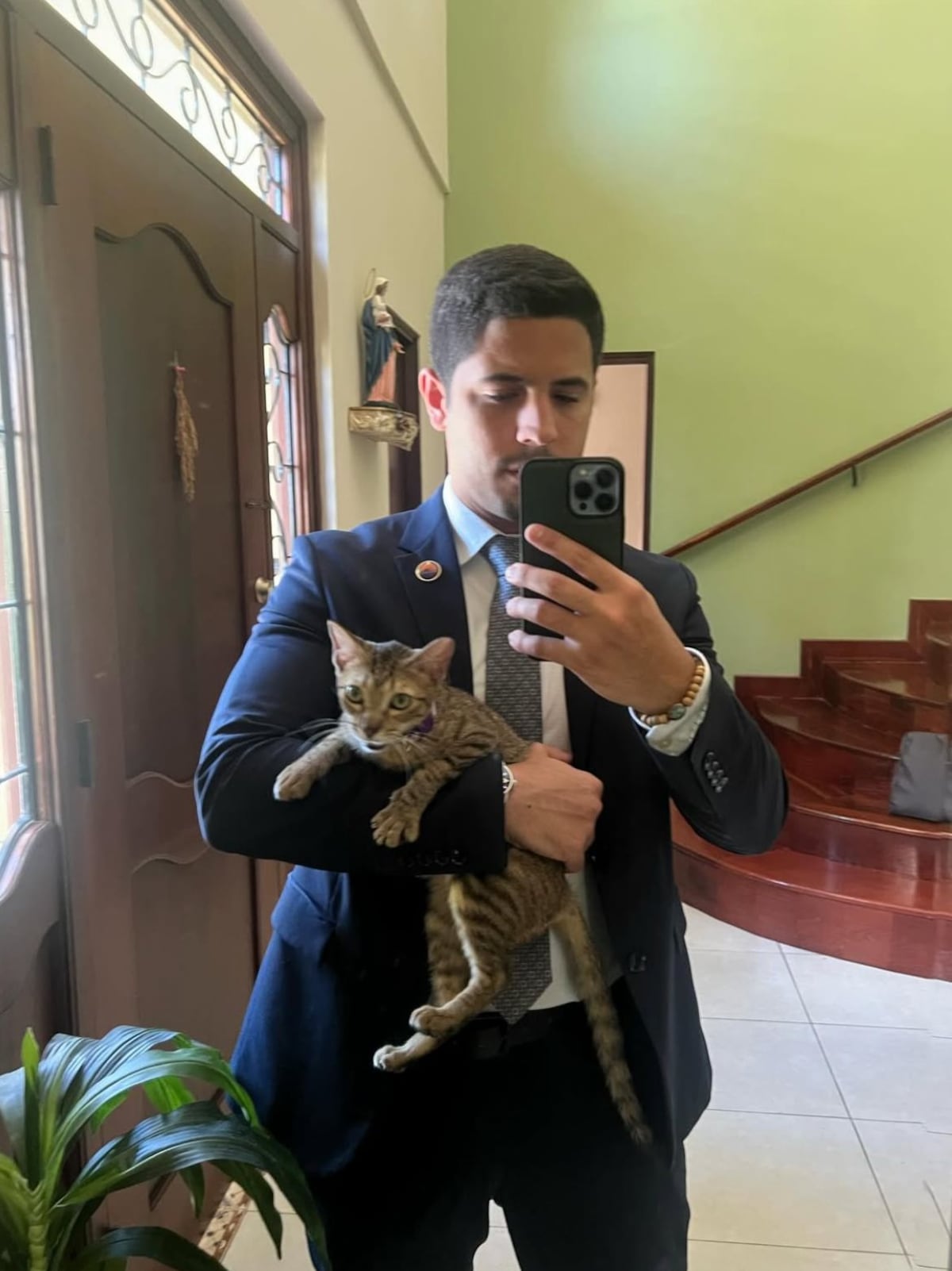 El corazón roto de José Pérez Barboni tras la muerte de su gatito Milo