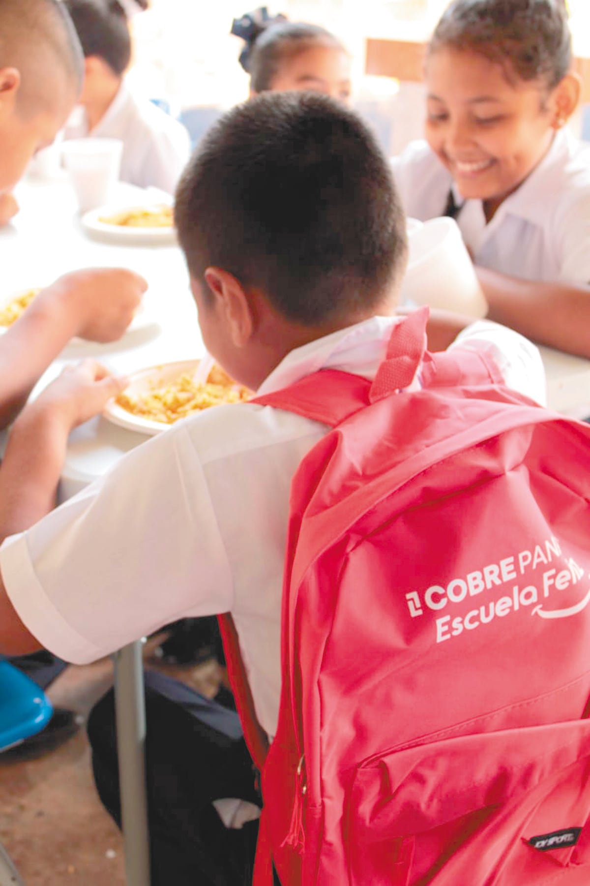 Proyecto Escuela Feliz : Cobre Panamá apoya a 500 niños y jóvenes de Coclé y Colón