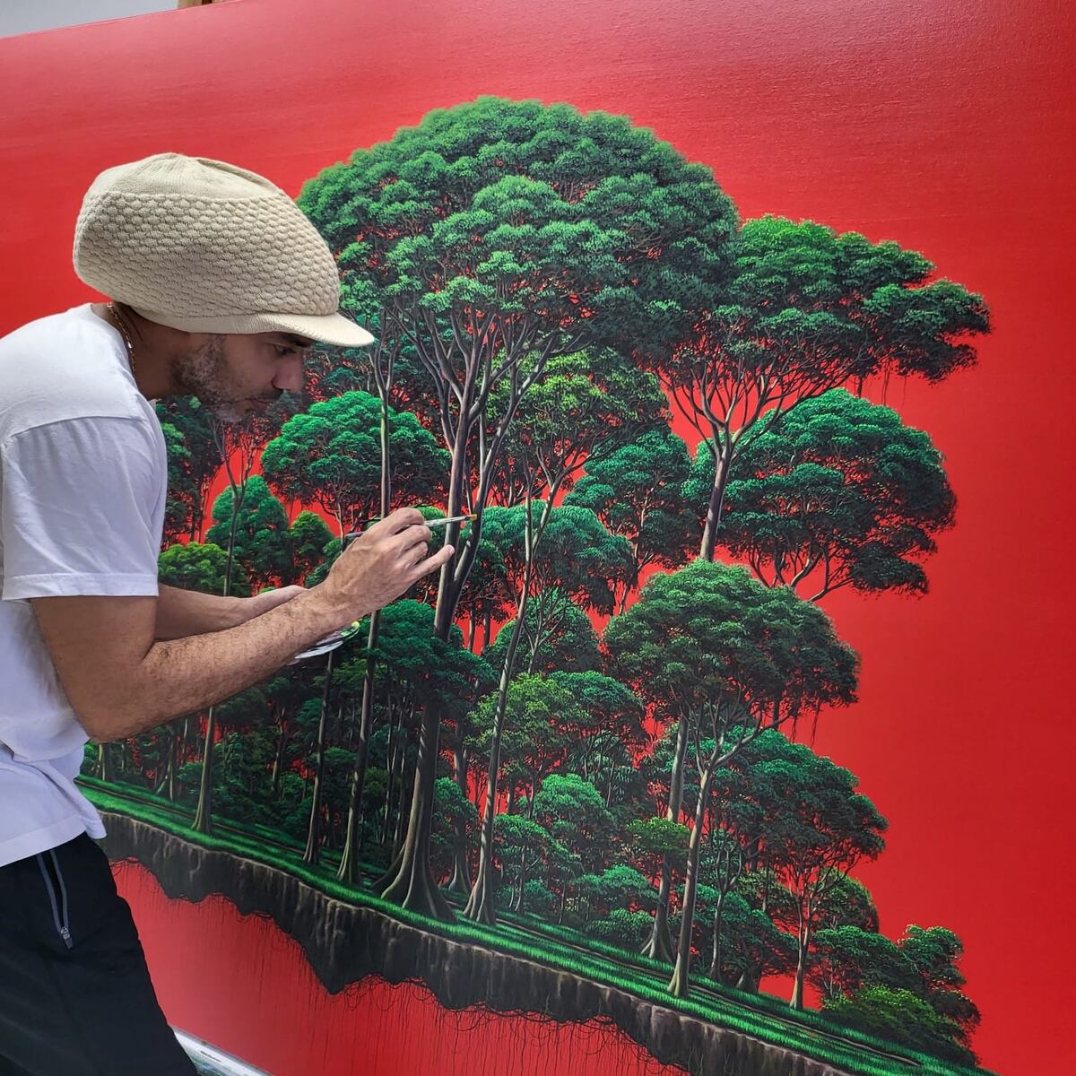 Colonense se destaca y expone sus pinturas en Nueva York en pleno Jueves Santo. Vea lo que pasa
