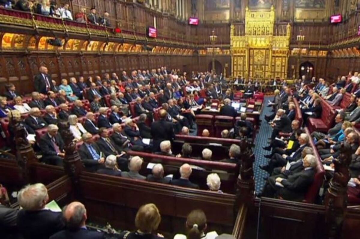 Parlamento del Reino Unido aprueba la despenalizar el aborto para las mujeres