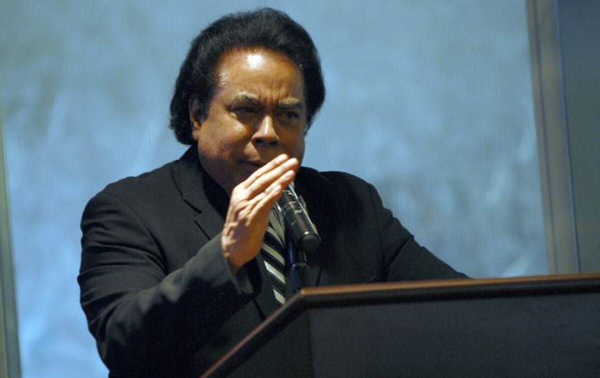 Que enfrente la ley. Diputado Aris de Icaza tenía a meseros en su planilla