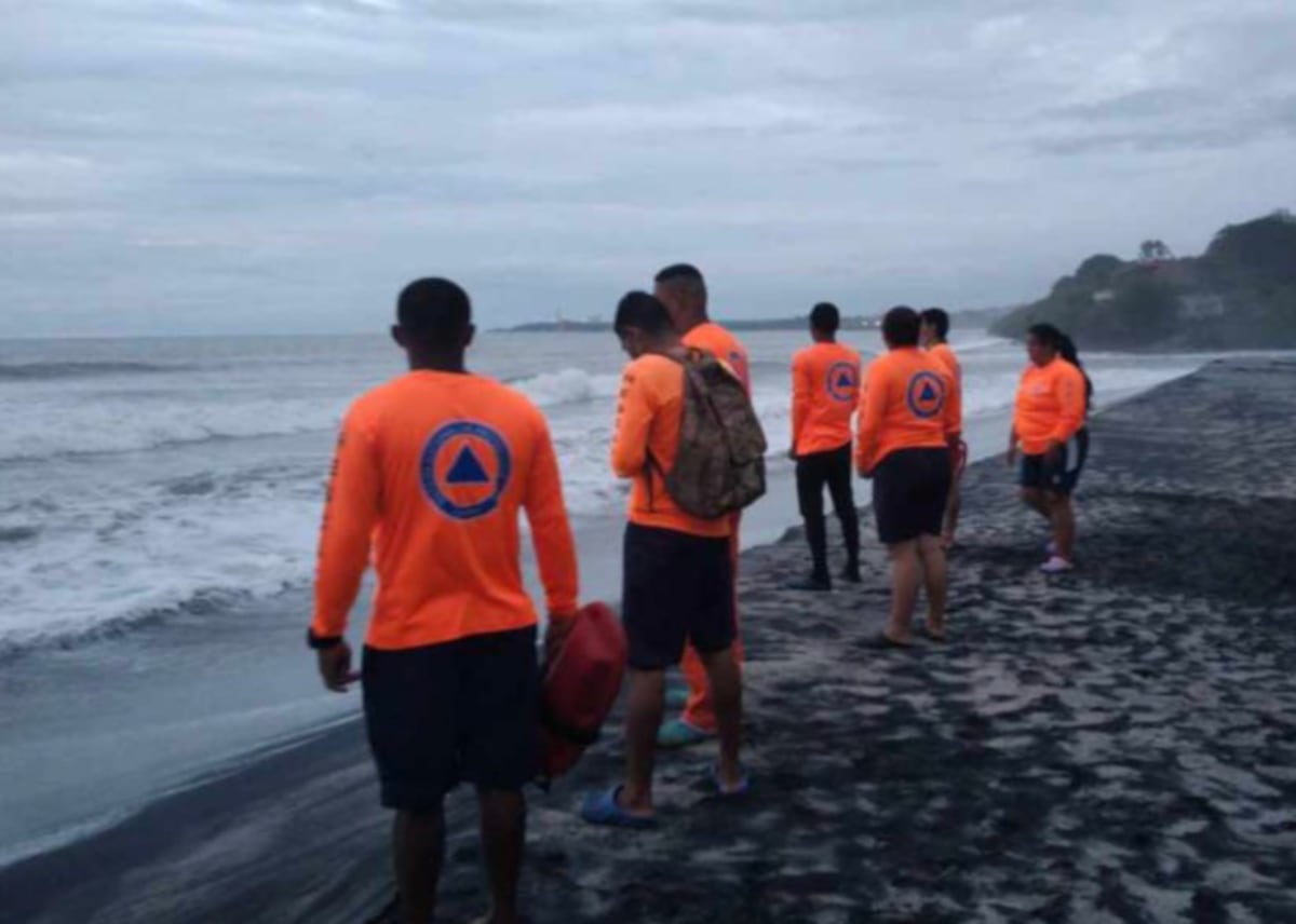 Sinaproc levanta bandera roja en playas pero...