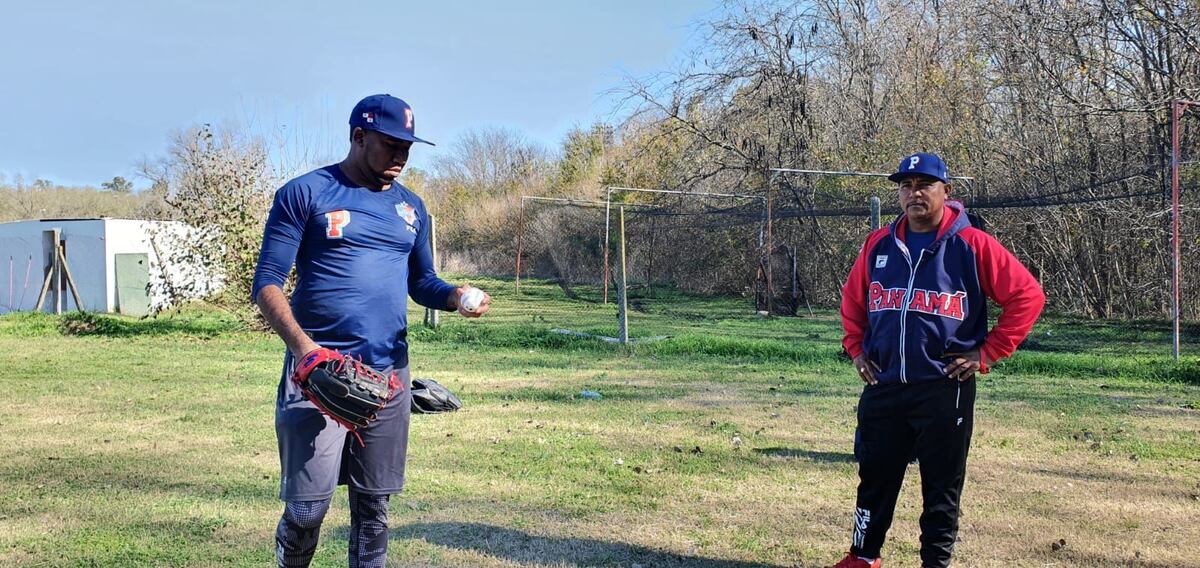 Julio Denis estará en la lomita contra Canadá