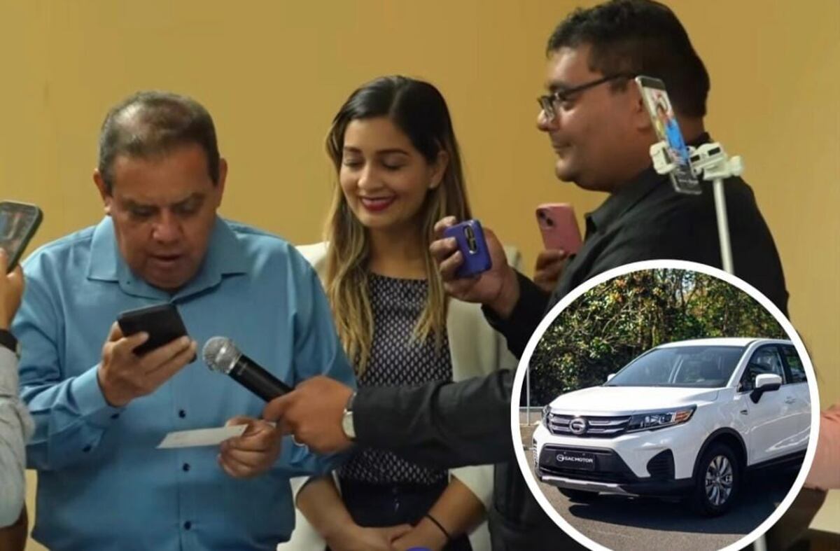 Panameño gana un carro en una feria de David: Pensó que lo estaban llamando los presos y era realmente el ganador