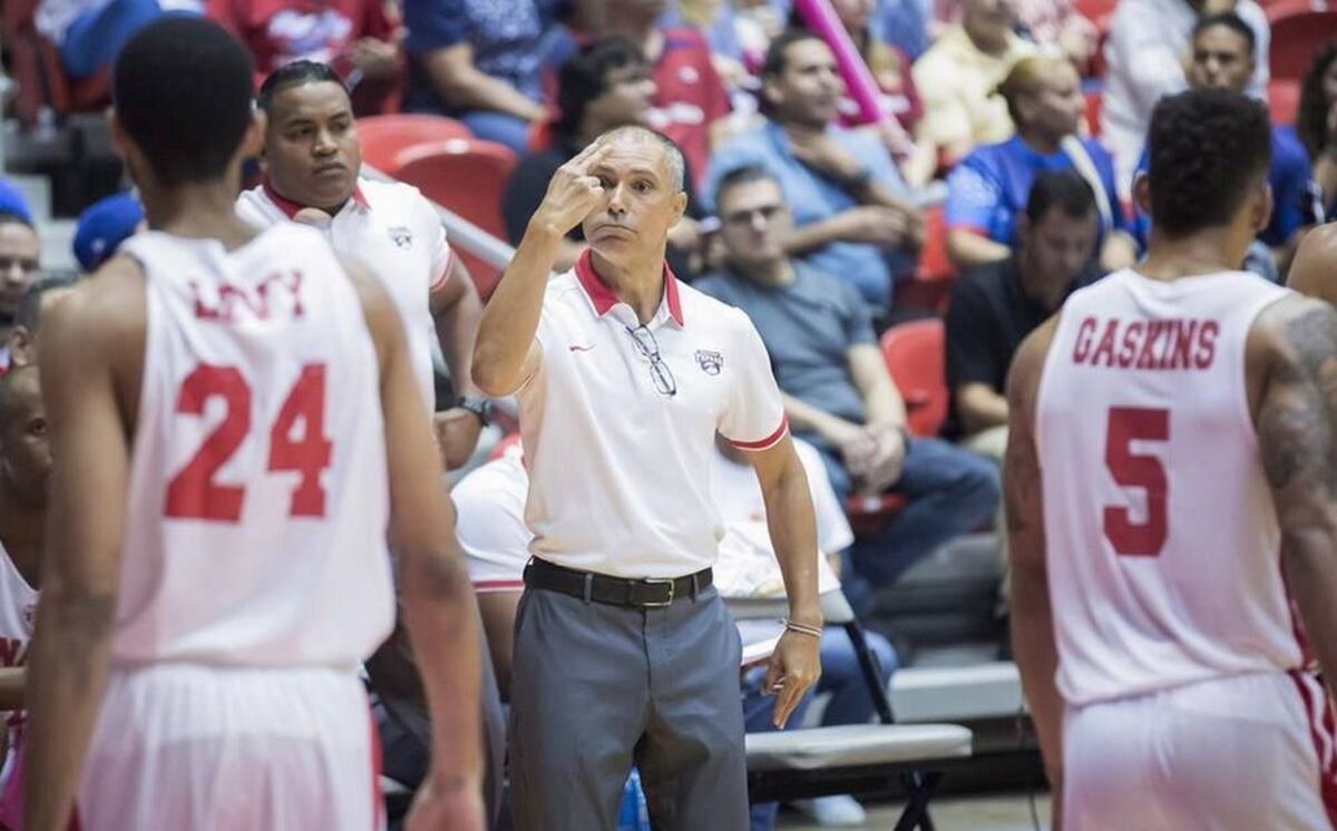 Hussein no seguirá con Panamá