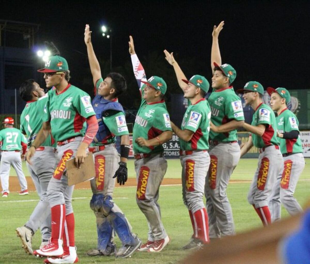 ¡COCLÉ VA A LA FINAL! La 'leña roja'ganó  por 'nocaut 'a Chiriquí | VIDEO