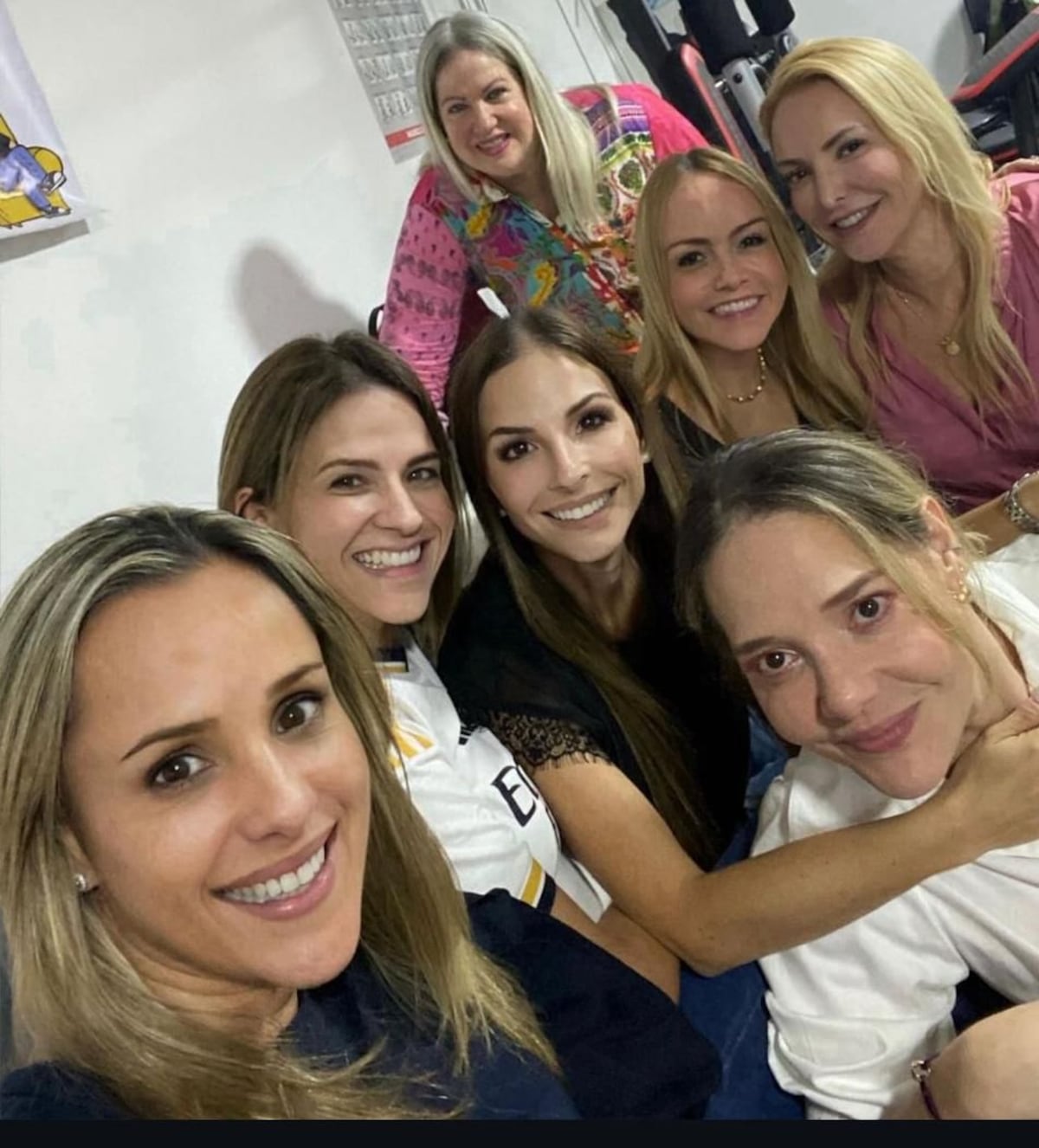 El escándalo de Martinelli y Pochi, su amiga personal que entra y sale de la embajada 