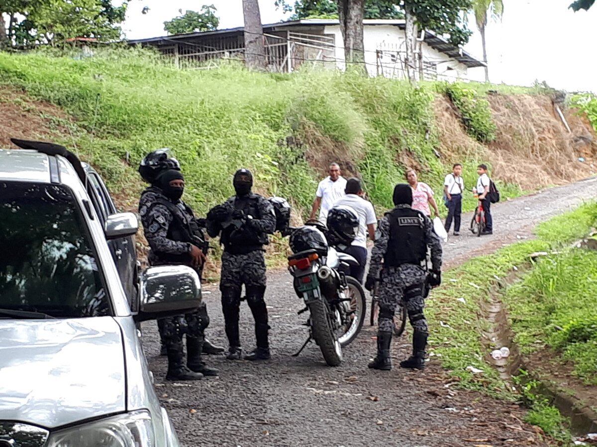 País por cárcel para supuesto narco molesta a Mirones