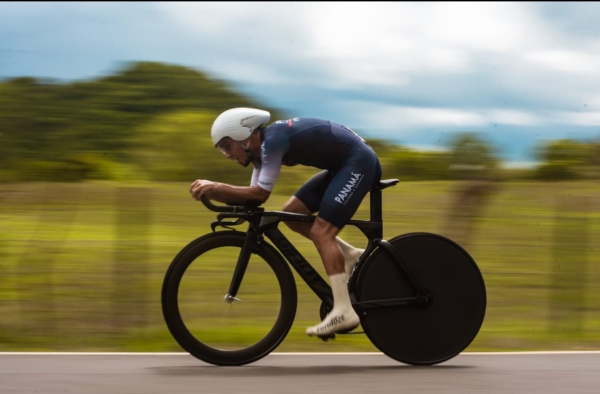 Espinosa y Prieto lucieron dominante en la pista