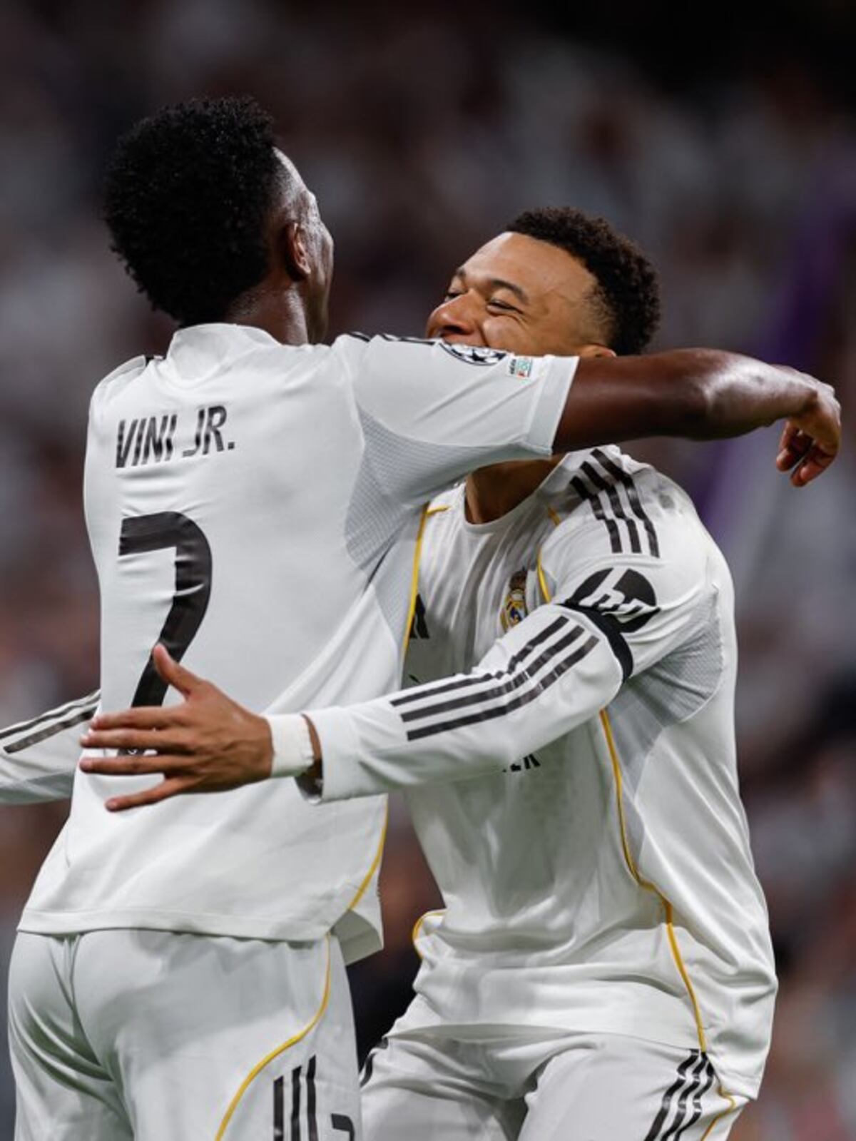 Festival blanco en el Bernabéu: Mbappé lidera paliza del Madrid al Mónaco