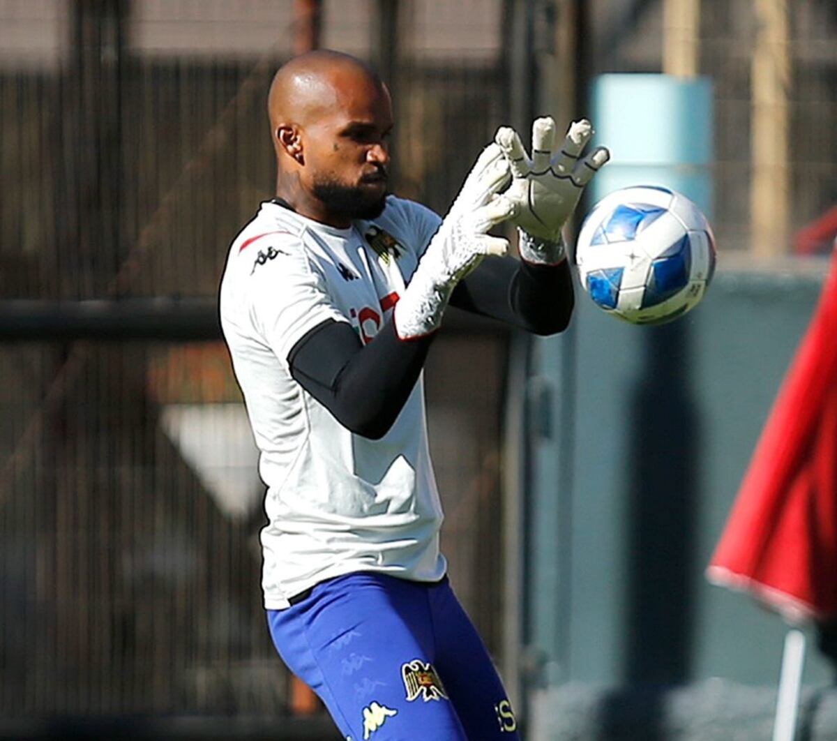 Gaby Torres contra Manotas Mejía, protagonizarán el jueves de Copa Sudamericana