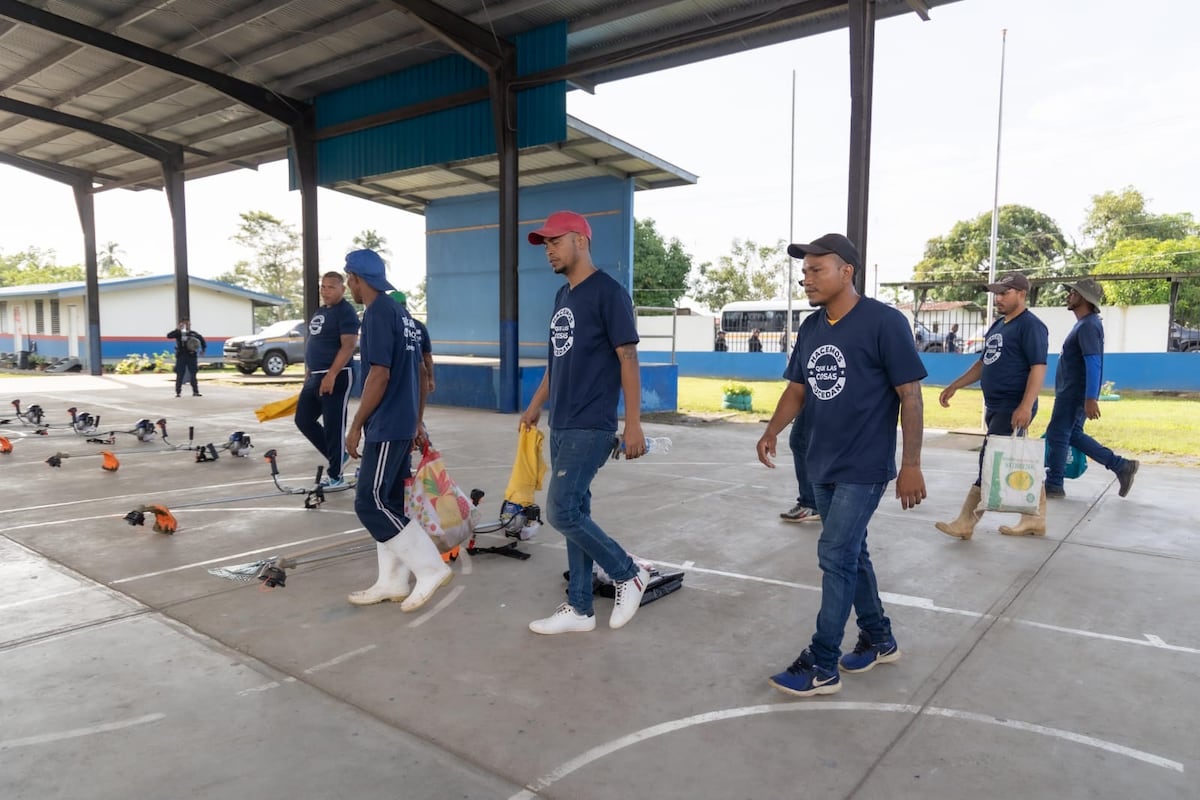 Más de 100 colegios en Panamá ya reciben mejoras, según el Ministerio de Educación