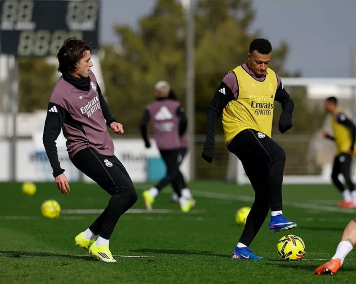 Mbappé y Carreras se entrenan con el grupo y apuntan a la vuelta contra el City
