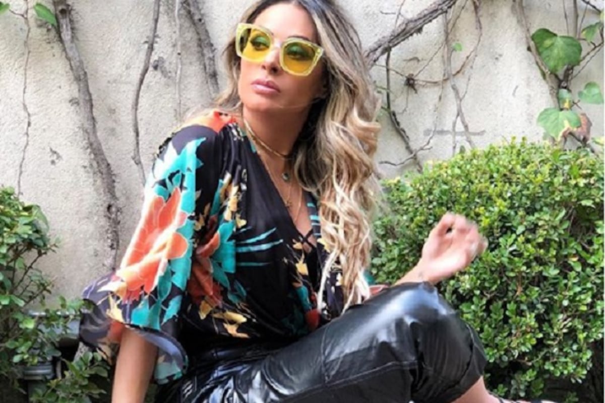 Conductora mexicana expone su vida y todo por una foto en las cataratas Victoria