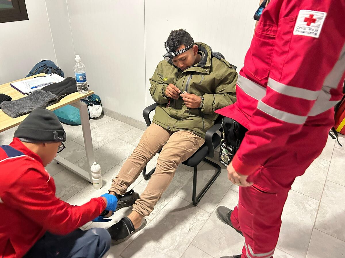 Guardaparques del Volcán Barú sorprenden a 12 personas que ingresaron sin permiso