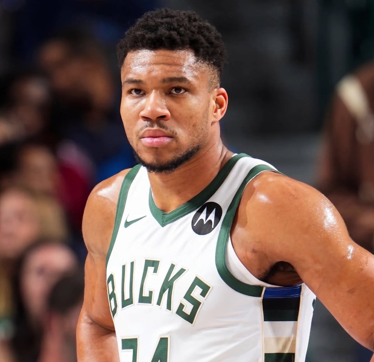 Celtics tocaron fondo y ahora Giannis aparece en el escenario