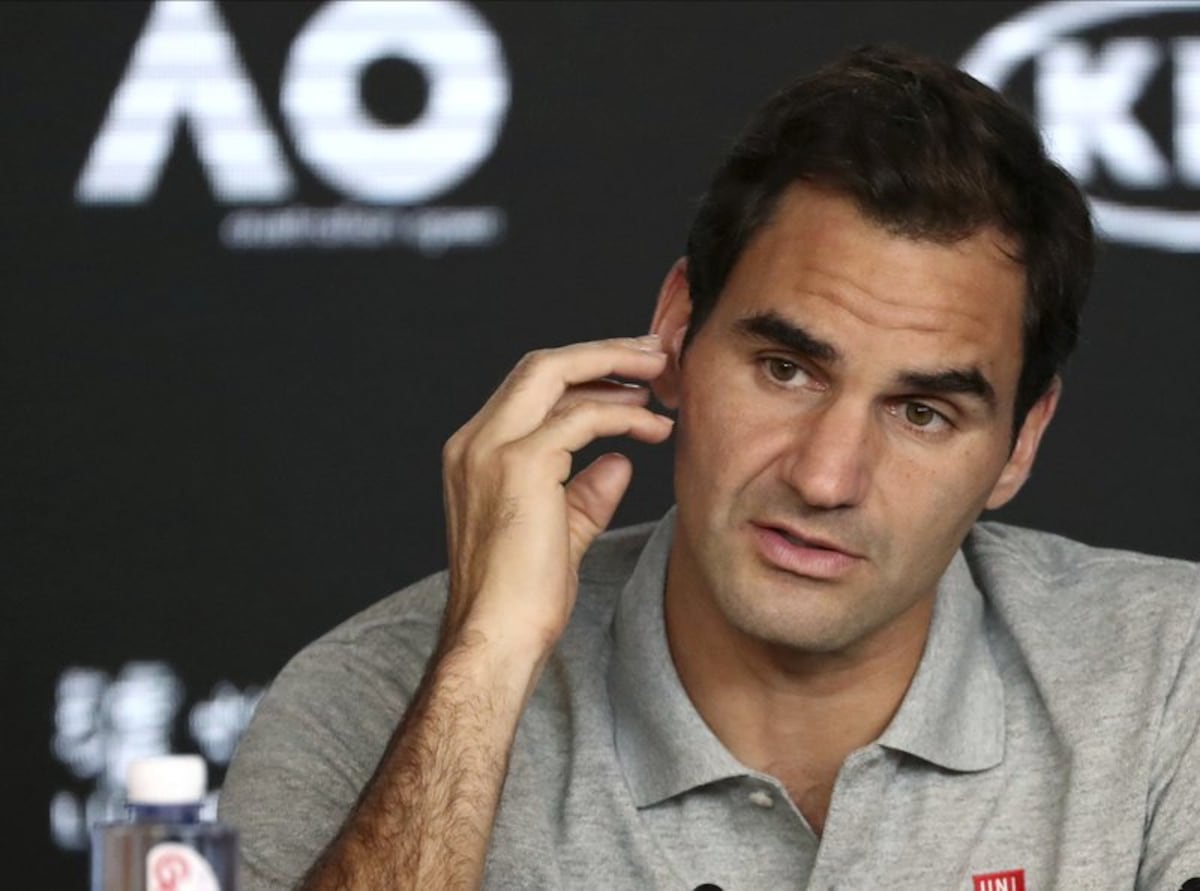 Federer no estará en Roland Garros