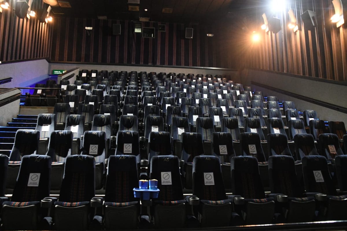 Que comience la diversión. Salas de cine finiquitan los protocolos para comenzar a recibir al público