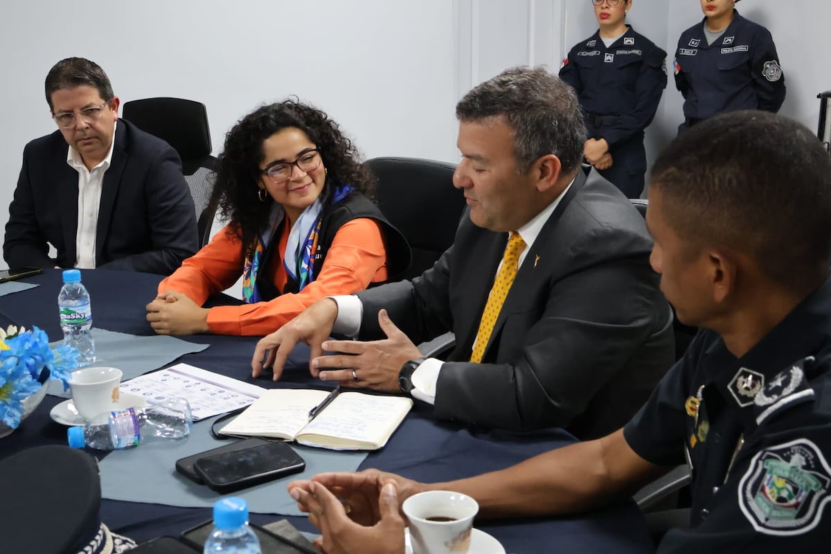 Irma Hernández y la Policía Nacional afinan estrategia por la seguridad de San Miguelito