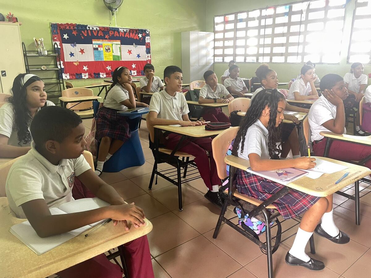 Gira ‘Tu Patria y Tu Historia’ llenó de orgullo a estudiantes de San Miguelito y Panamá Este