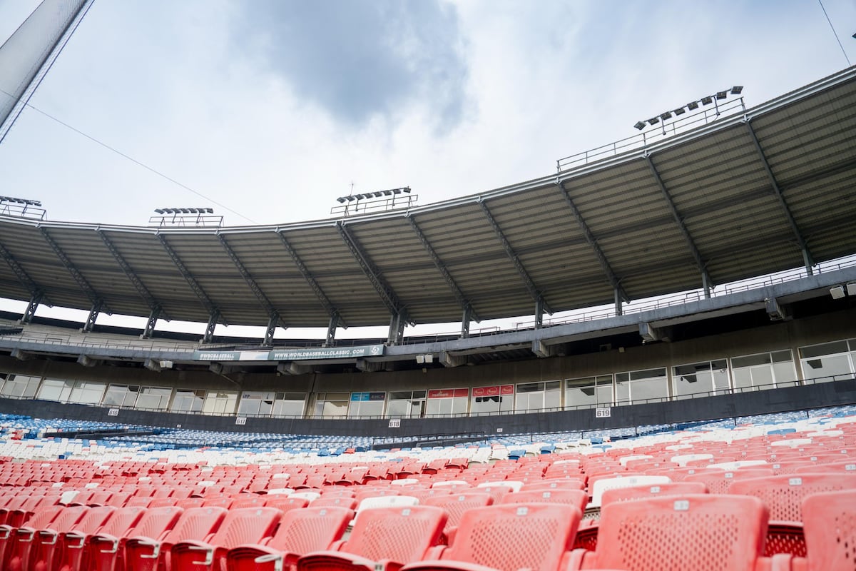 Estadio Rod Carew ya tiene techo completamente renovado