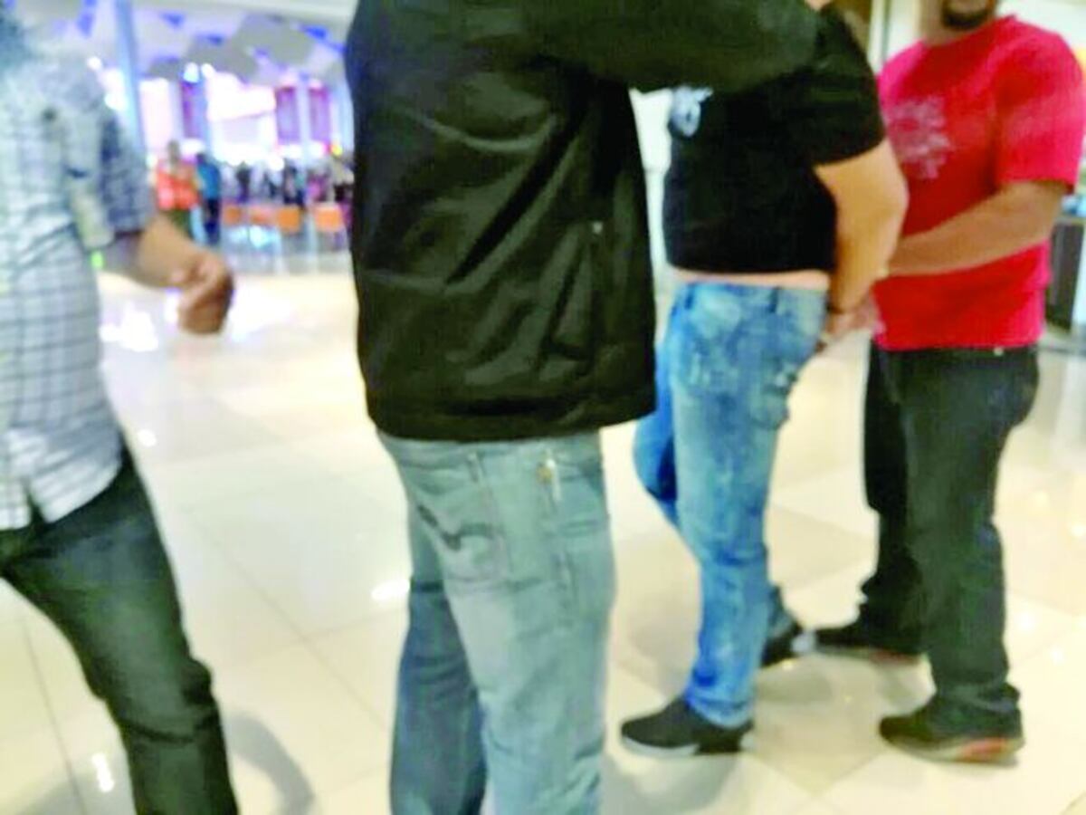 Multiplaza se pronuncia tras el operativo de ayer de la DIJ. Eran Israelíes 