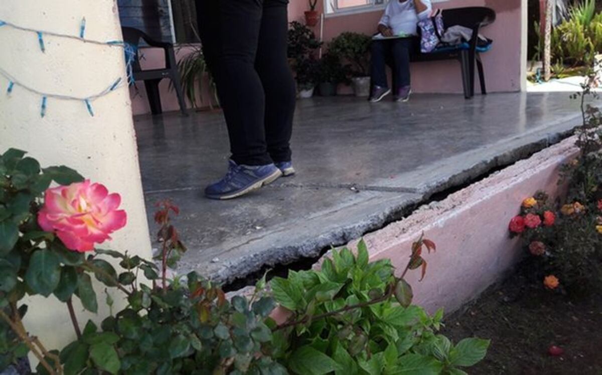SISMO. Ordenan desalojo de varias casas por temor a que colapsen