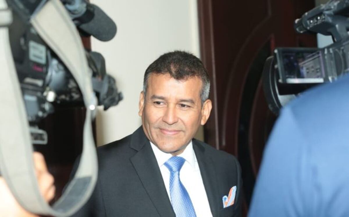 Defensa de Martinelli presenta 28 pruebas testimoniales y 87 documentales 