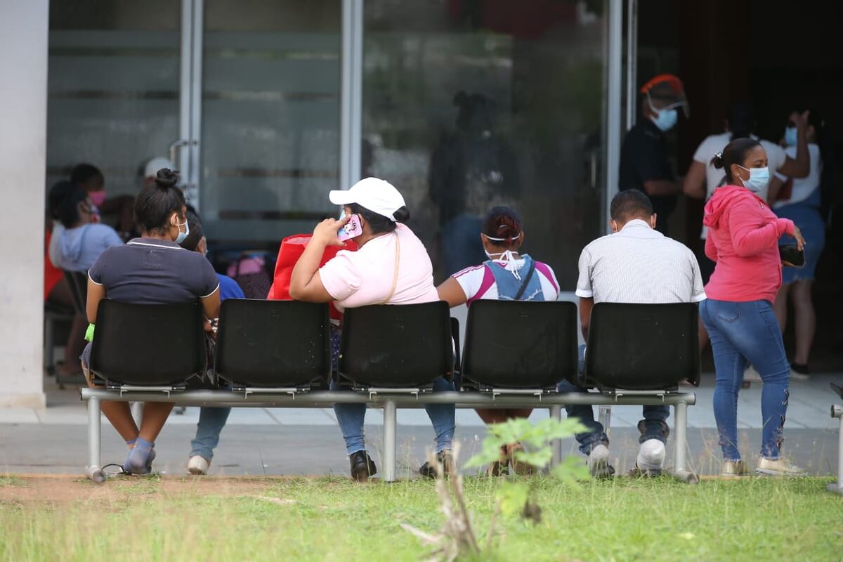 Trasladan pacientes del Complejo Hospitalario al hospital de Panamá Este
