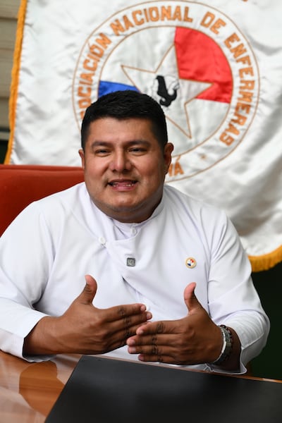‘No las desanimo’: presidente de ANEP llama a estudiar enfermería… pese al desempleo