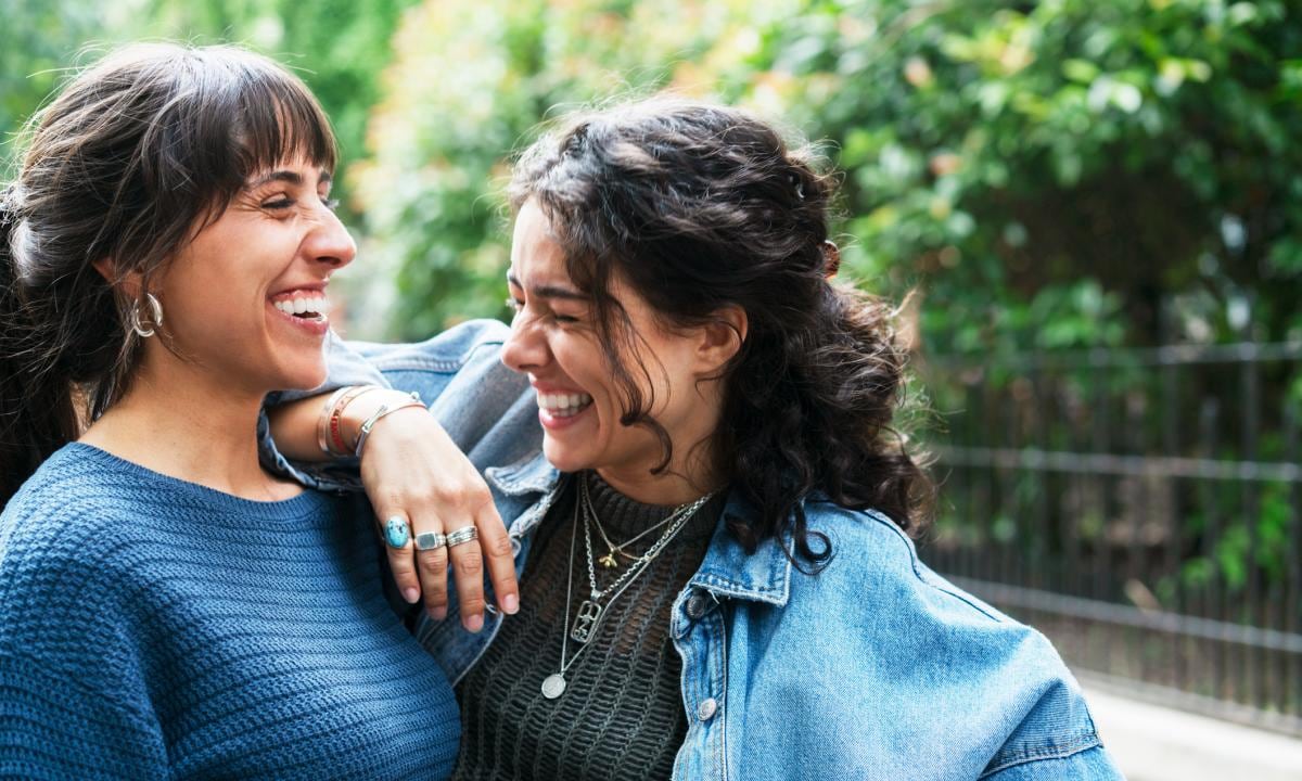 ¡Se acabó el jajajaja sin reglas! RAE pone orden hasta en tus carcajadas