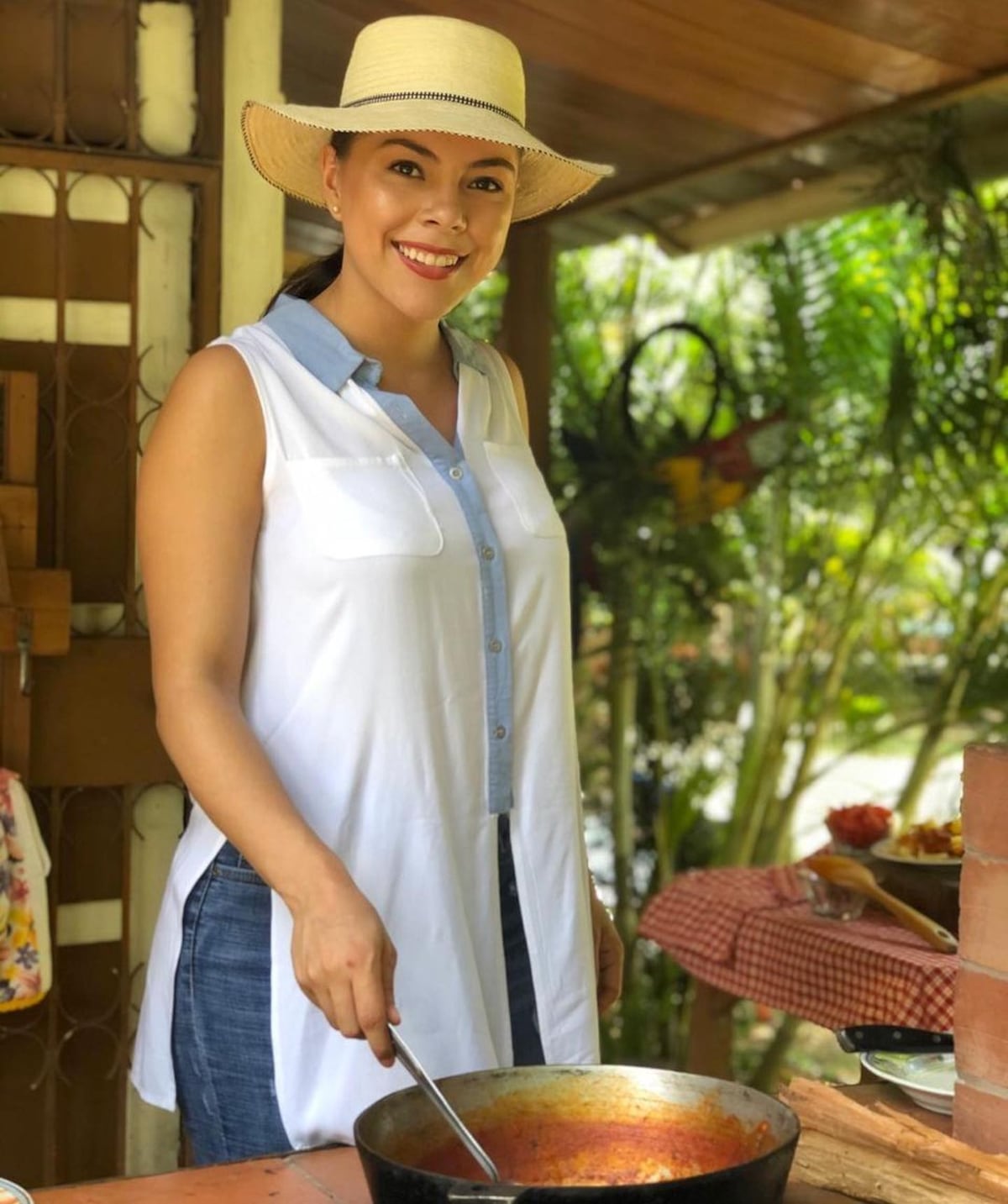 ‘La Tepesita’ manda a rebajar a la prima del ex Calle 7, Daniel por decirle que agradeciera a Dios por nacer con el cuerpo bonito