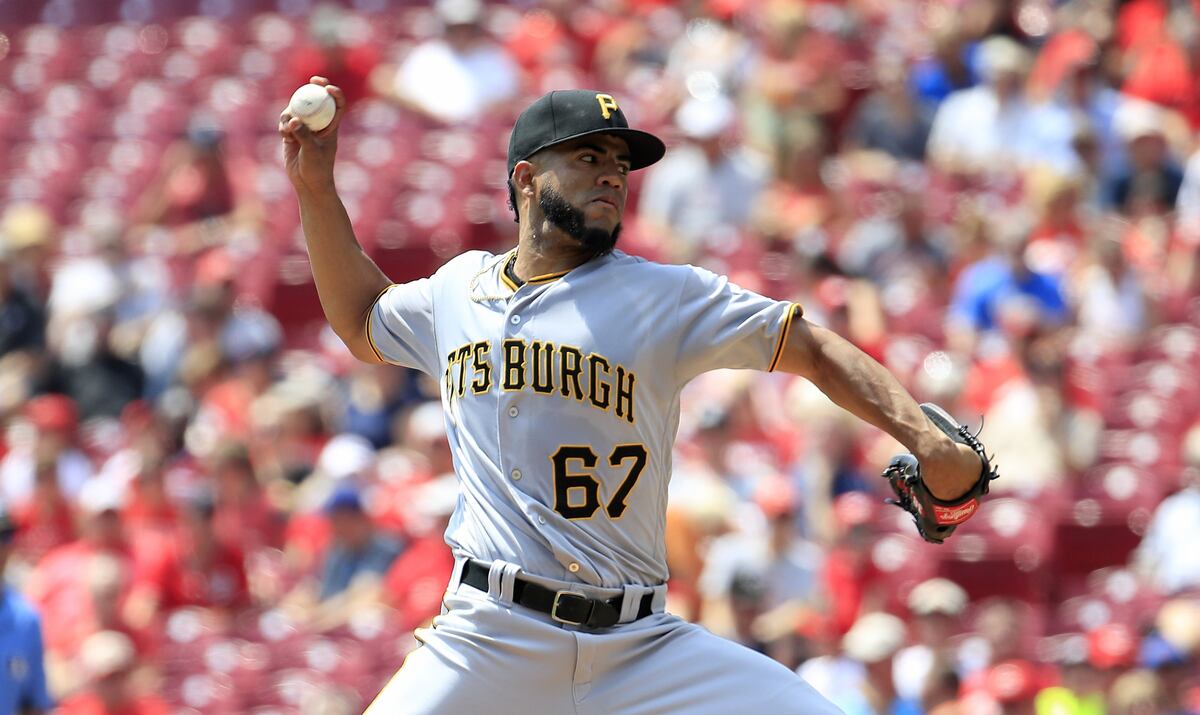 Piratas envían al panameño Darío Agrazal Jr. A Triple A