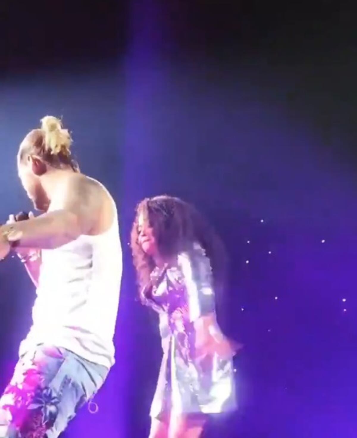 Maluma cumple y comparte tarima con panameña Diana Villamonte