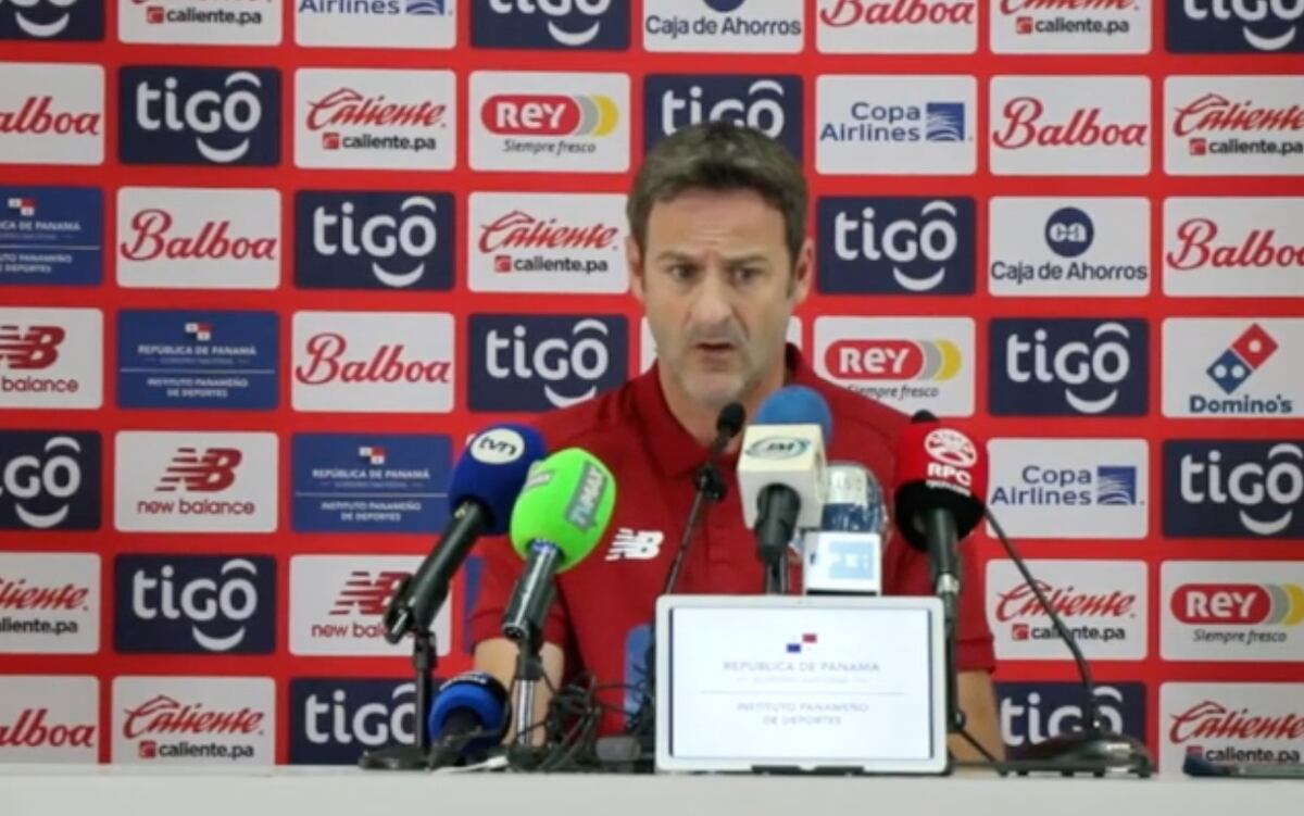 Christiansen acepta que Fajardo está presionado por la afición