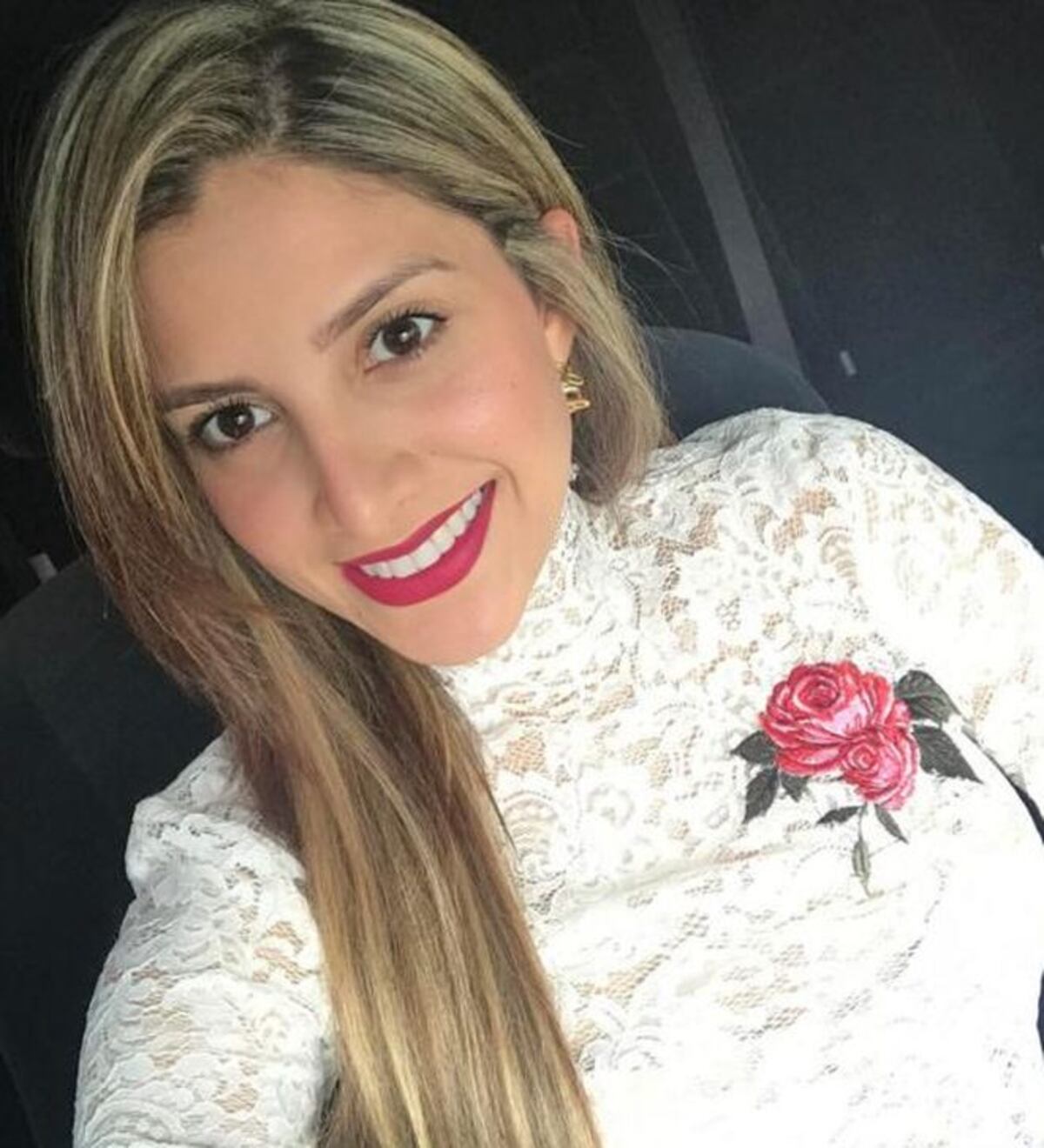 Diputada Katleen Levy se enfrasca con un tipo en redes, previo al apagón