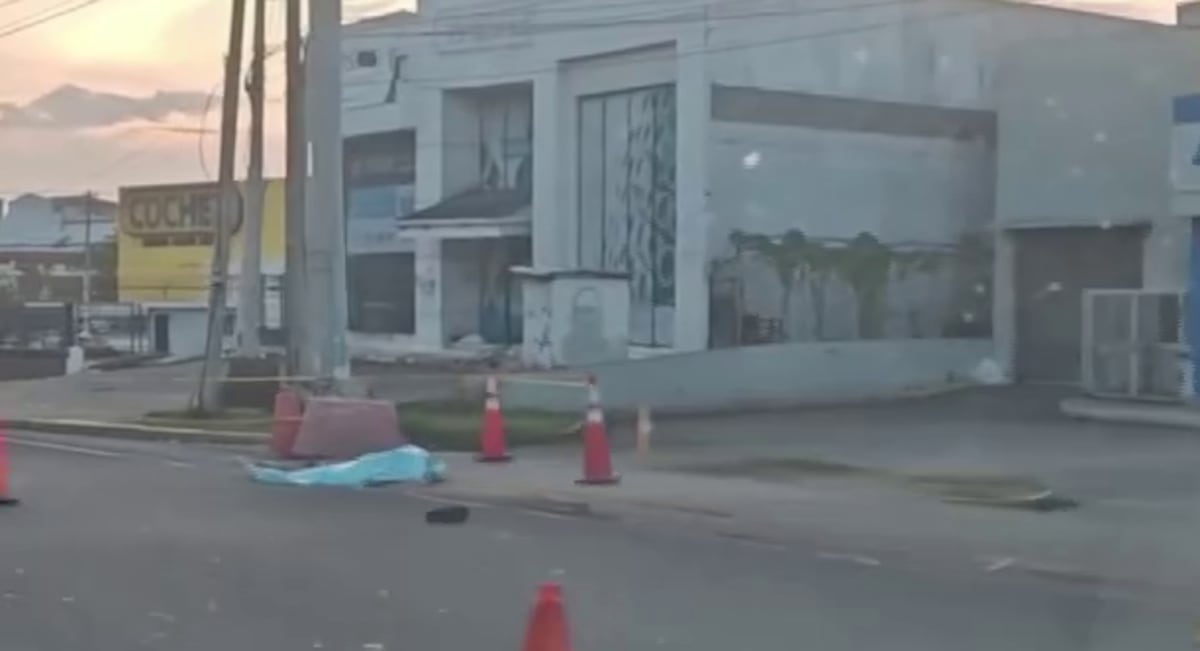 Cruce mortal: Peatón muere atropellado cerca del Metro de Pedregal en la vía Domingo Díaz