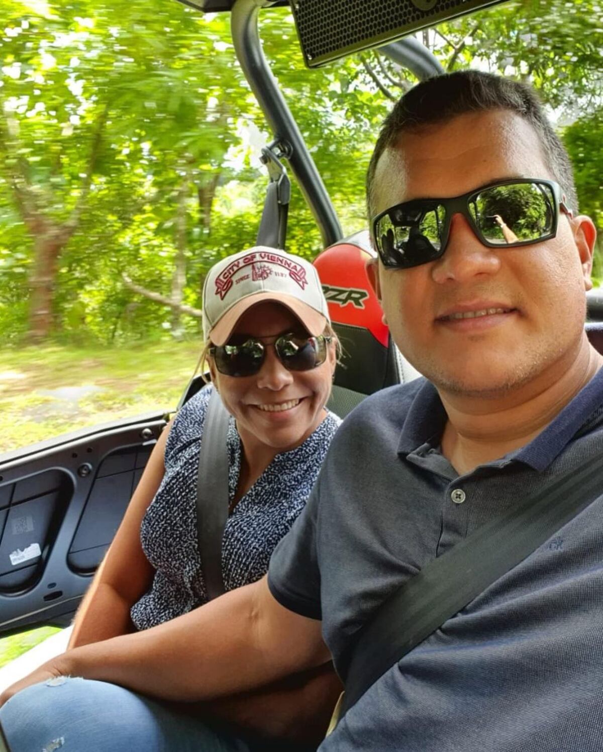 ‘Te amo, Quibián’. La diputada Yanibel Ábrego y Panay andan de aniversario