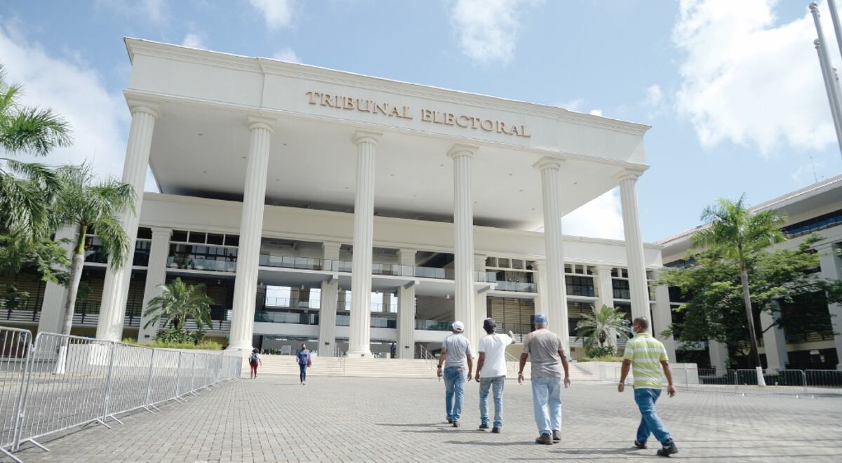 Sin resultados, iniciativas para reformar la Constitución Nacional