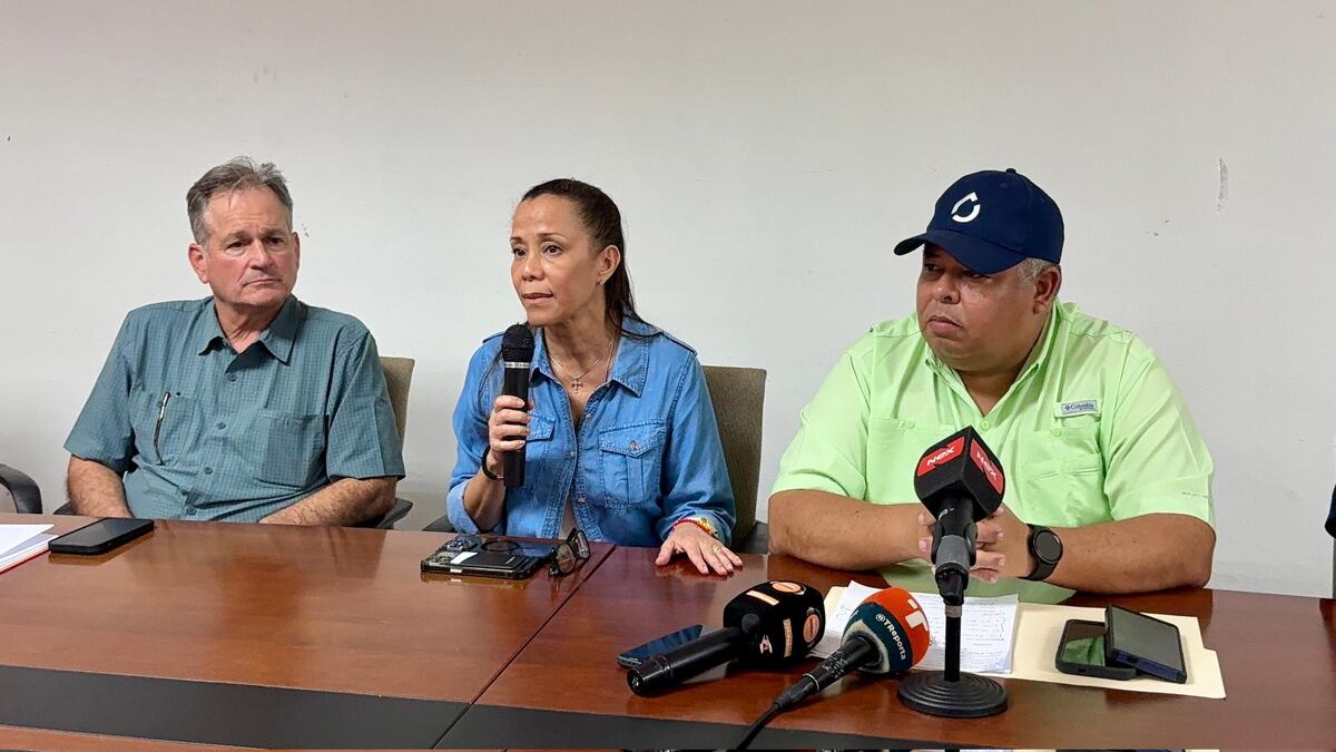 Gobierno anuncia sanciones penales contra responsables de contaminación en ríos de Azuero