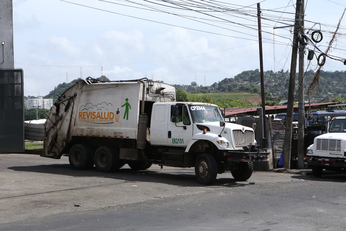 San Miguelito demanda penalmente a Revisalud: estafa, daños ambientales y lavado de dinero por crisis de basura