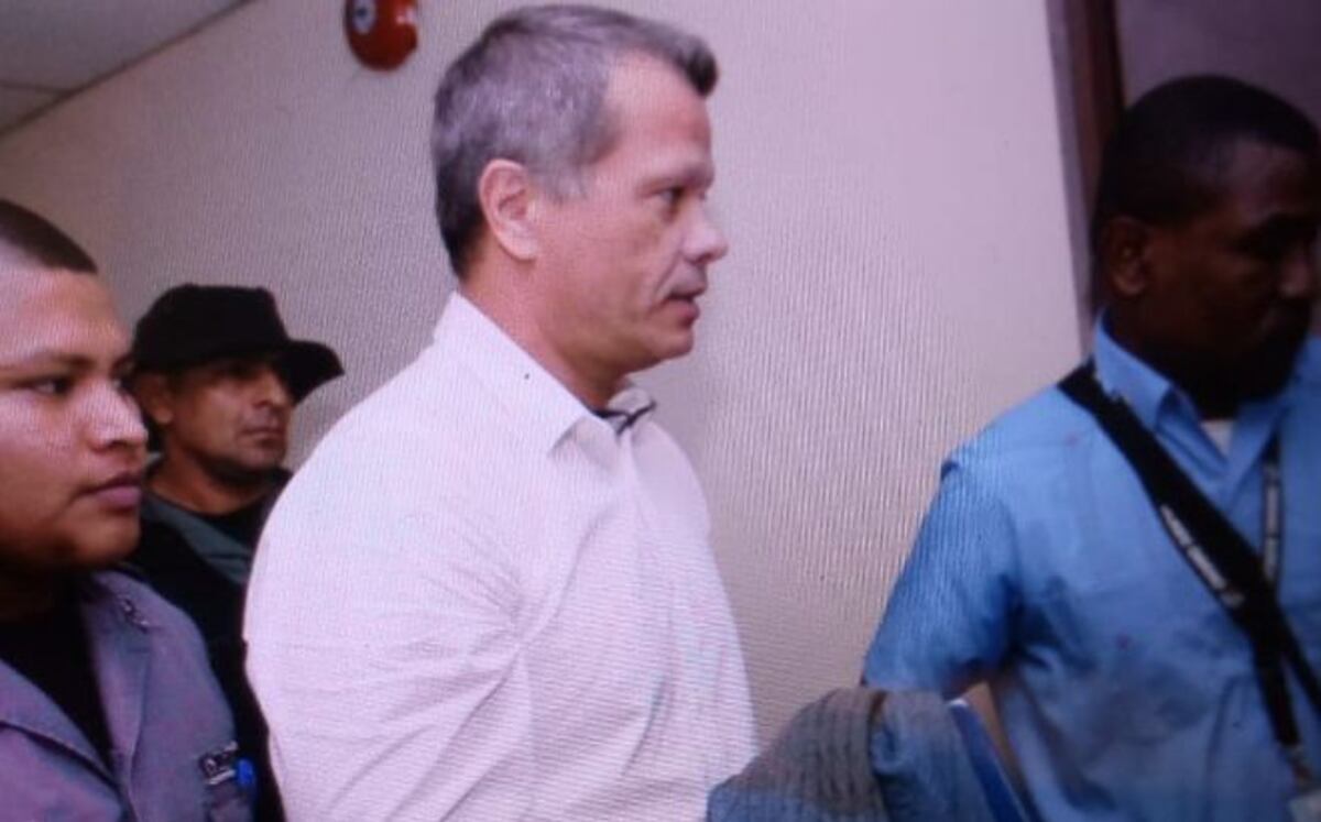 Niegan cambio de medida cautelar a West Valdés y juez se acoge a término