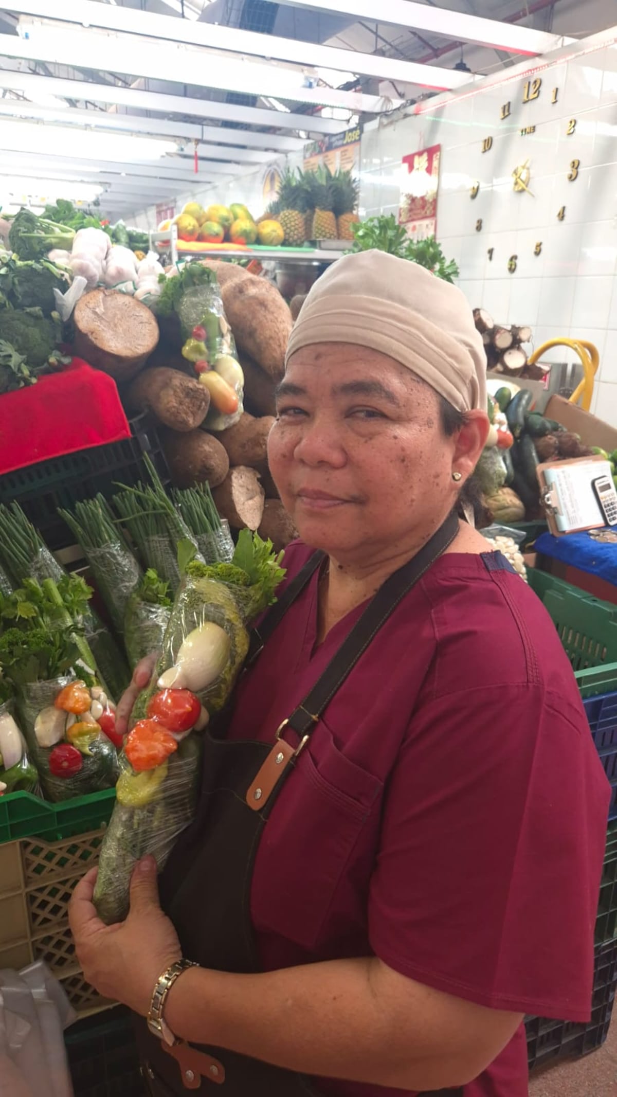 Panameños madrugaron por la ‘Puerca del Neri’: ventas superaron las 200 por puesto