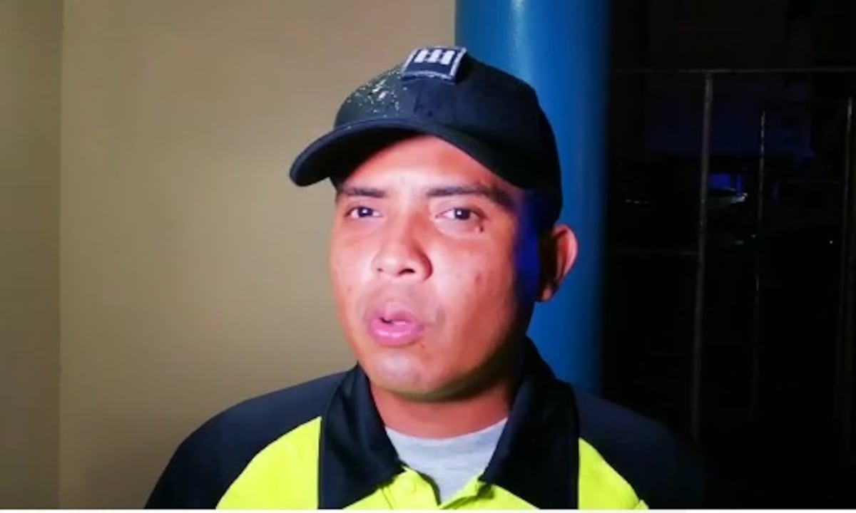 Mujer muere frente al Rommel. Un choque frontal le quitó la vida. Video