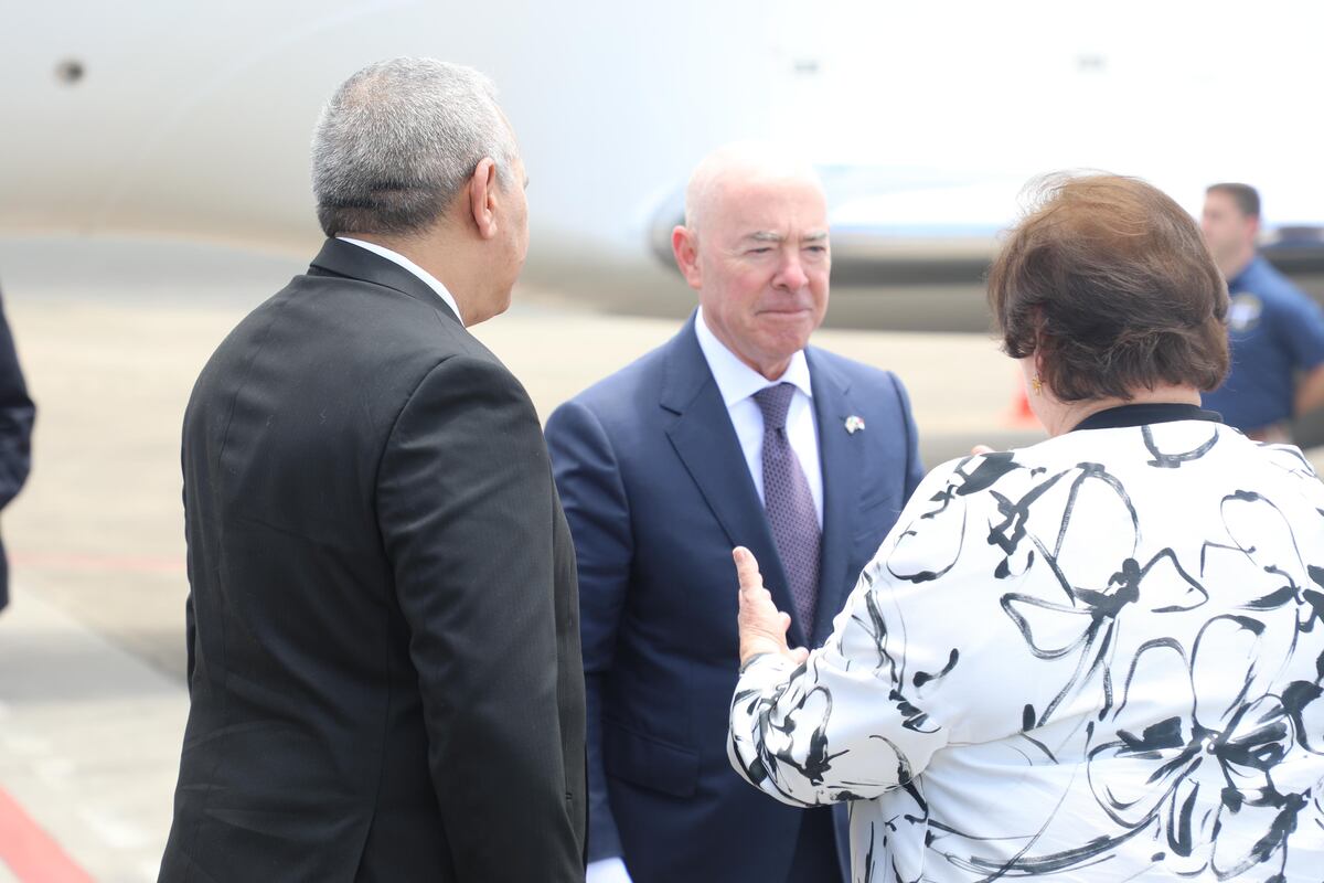 José Raúl Mulino y el Secretario de Seguridad Nacional de los Estados Unidos, Alejandro Mayorkas unen fuerzas contra crisis en Darién