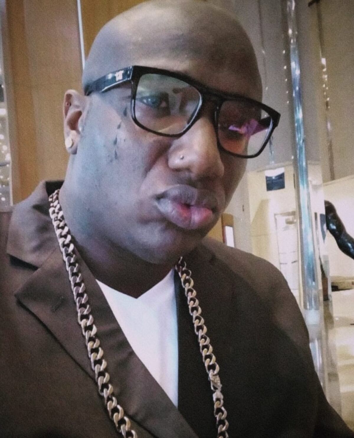 Un hombre nuevo. Cigarette regresa como Fleivamatic para adorar a Dios que lo salvó de la enfermedad